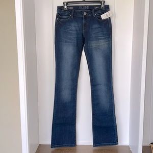 NWT DL1961 Blue Denim Jeans Cindy Slim Boot Cut Women’s Size 27/4